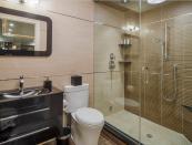 Examples of bathroom design with shower and bath