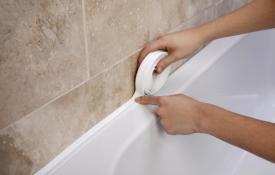 Proper sealing of a bathtub with a wall: 5 necessary materials